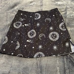 Star and moon printed mini skirt